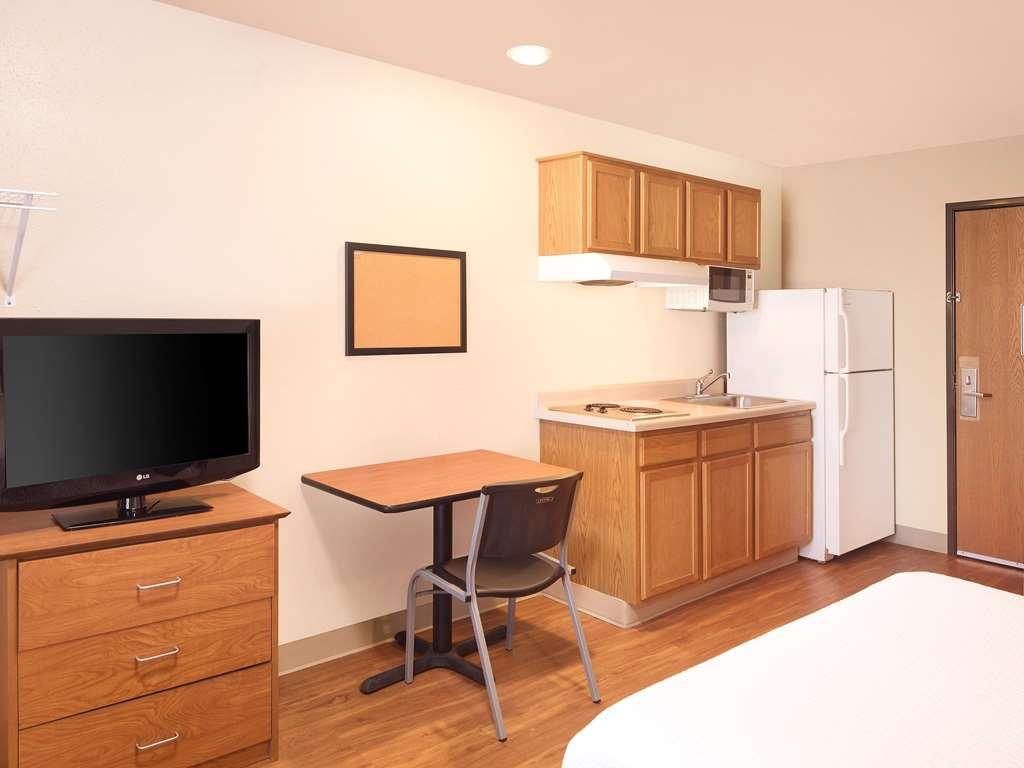 Extended Stay America Select Suites - Монтгомери Номер фото